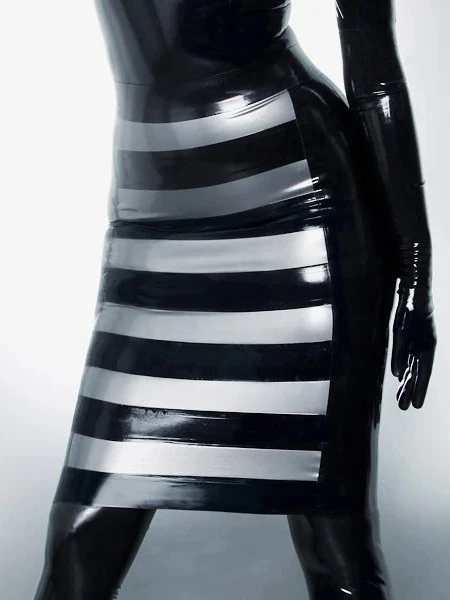 Latex Ample Skirt