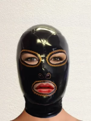 Latex retro mask