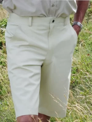 Latex Classic Short with Button