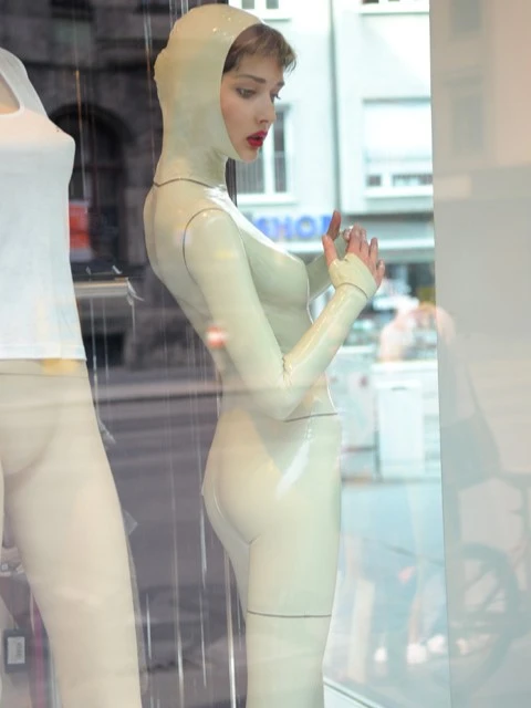 Latex Full-coverage Bodysuit For Human Models Latex Full-coverage Bodysuit For Human Models