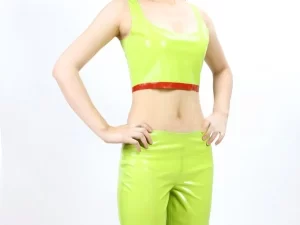 Latex Gidget 2-delige casual set bestaande uit shorts en een top.